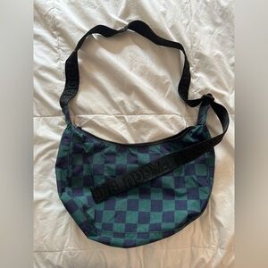 BAGGU medium crescent bag - green/navy check